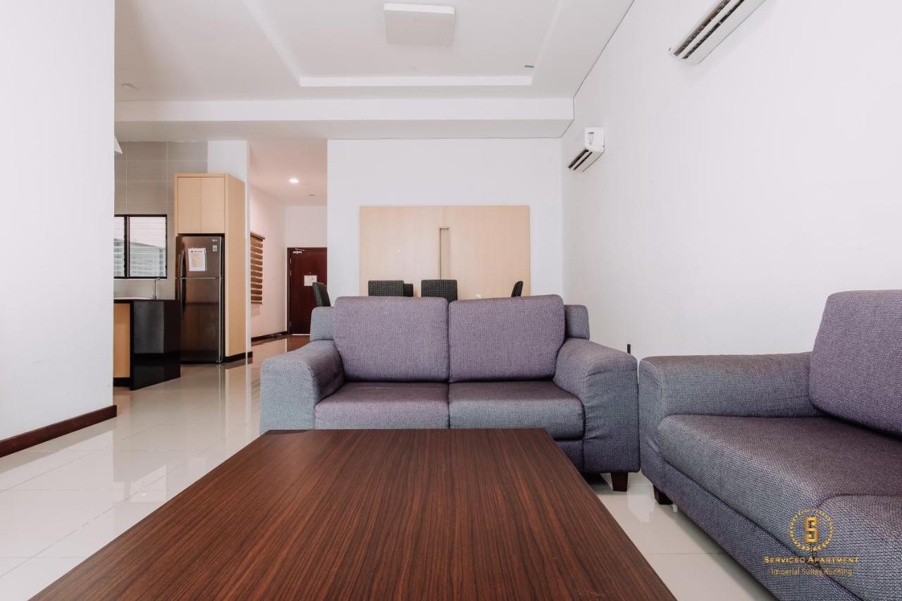 Haus 1 @ Imperial Suites Кучинг Экстерьер фото